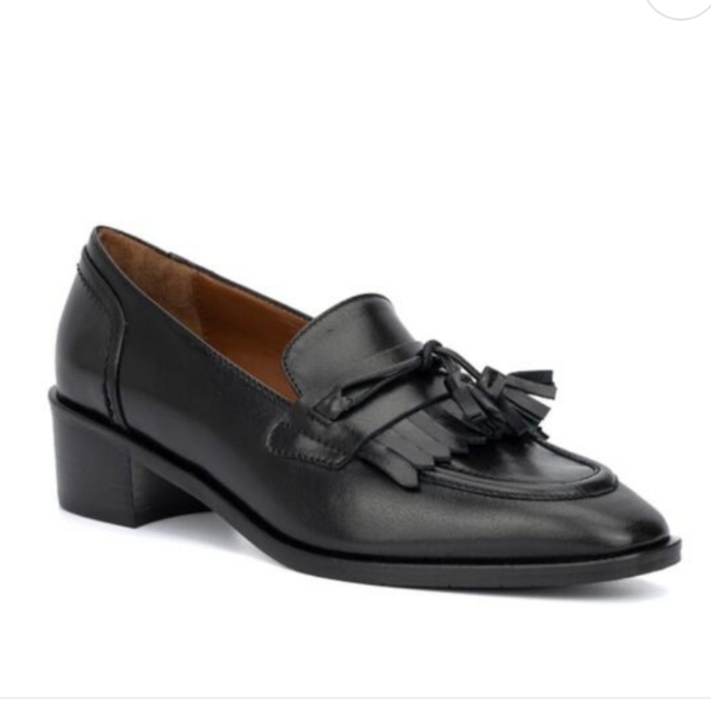 Aquatalia Black Leather Women's Tassel Loafers